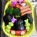 ｼﾉﾌﾞん's cooksnap of when they made 簡単！ミッキーシルエットおにぎりの作り方.