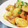 クックUR9L2V☆'s cooksnap of when they made 鮭とポテトの味噌バター炒め.