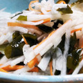 クリーピングタイム☆'s cooksnap of when they made 簡単☆ワカメと大根の酢の物☆妊娠中も.