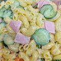 やよい・M's cooksnap of when they made マカロニサラダ♪きゅうりハムマヨネーズ.