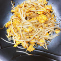 ♡まーちゃん♬'s cooksnap of when they made もやしと卵の炒め.