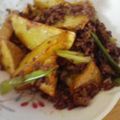 ☆Ｓｅｉ★'s cooksnap of when they made 豚挽き肉+ポテト+にらの炒めたの.