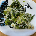 ねるねるねーるね☆'s cooksnap of when they made 簡単♪セロリの葉としらすの白だし炒め.