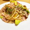 辛名類's cooksnap of when they made 絶品！アボカドと舞茸のクリームパスタ.