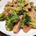 ask_room's cooksnap of when they made ブロッコリーと厚切りハムのマヨネーズ炒め.