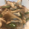 お料理勉強中、、's cooksnap of when they made 簡単！舞茸とピーマンのバター醤油炒め.