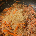 umeka☆'s cooksnap of when they made 簡単！人参と白滝のツナ炒め。お弁当にも。.