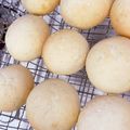 いちじくぱんな's cooksnap of when they made 安価な米粉の塩パン(グルテンフリー).