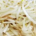 えいちゃん☆彡's cooksnap of when they made 2歳&4歳&パパもぱくぱくもやしナムル.