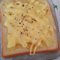アユえもん's cooksnap of when they made 冷凍ポテトで♫ポテトチーズトースト✿.