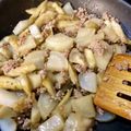 milsalud's cooksnap of when they made ごぼう入り、ひき肉と大根の煮物.
