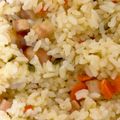 左官屋の奥さんです's cooksnap of when they made 簡単ランチ！ベーコンの炊飯器ピラフ.