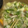 3歳児ママ☆'s cooksnap of when they made 鶏肉とレタスのうま塩スープ.
