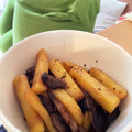 caruga's cooksnap of when they made じゃが芋と椎茸のバター醤油炒め.