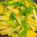 やよい・M's cooksnap of when they made じゃがいもとピーマンの塩炒め.