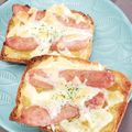ハッピーまるしぇ's cooksnap of when they made 冷凍作りおきウインナーカレーマヨトースト.