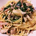 ♪gumi♪'s cooksnap of when they made 舞茸とほうれん草のパスタ、バター醤油味.