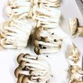 フジぽん's cooksnap of when they made 簡単・無駄の少ないしめじの石づきの取り方.