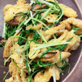 nakataka先生's cooksnap of when they made 油揚げ・きのこ・水菜の麺つゆ炒め.