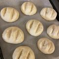 ヤマココ1123's cooksnap of when they made ひとくちココナッツミルクパン.