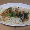 きらり流れ星's cooksnap of when they made 【使いきり】残り野菜の坦々うどん風.
