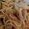 kam嫁's cooksnap of when they made フライパン1つ☆ツナ缶でトマトパスタ.