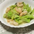 QPはにー's cooksnap of when they made ブロッコリーの茎とエビの塩味炒め.