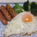 きらり流れ星's cooksnap of when they made 目玉焼き丼.
