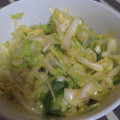 クックSUBTVS☆'s cooksnap of when they made 簡単☆キャベツときゅうりのやみつきナムル.