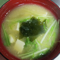 ムーミン☆ママ's cooksnap of when they made 豆腐とたまねぎとわかめのみそ汁.