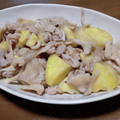 コンフリー's cooksnap of when they made さつまいもと舞茸の豚肉中華炒め.