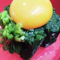 ブランシュkuu's cooksnap of when they made 旨い！ホウレンソウの黄身のせおひたし.