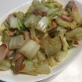 さおりん@料理特訓中's cooksnap of when they made 白菜とおさかなソーセージの卵とじ.