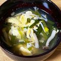 ★ころんたん★'s cooksnap of when they made ニラ玉えのきのコンソメスープ♫.