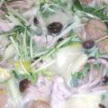 tamaa18's cooksnap of when they made 鍋キューブで簡単！にんにくたっぷり白湯鍋.