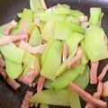 あっくん５９'s cooksnap of when they made はやとうりとベーコンのコンソメ炒め.
