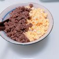 わたし2020's cooksnap of when they made 【レンジで簡単主食】卵と鶏の2色そぼろ丼.