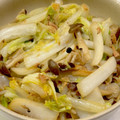 リリリリーコ's cooksnap of when they made ☆簡単☆白菜とツナのバター醤油炒め.