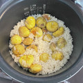 あいママ's cooksnap of when they made 炊飯器で簡単♪だし風味のほくほく栗ごはん.
