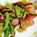 しーま♪'s cooksnap of when they made 簡単！アスパラとウインナーマーガリン炒め.