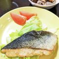 ちえたろう's cooksnap of when they made 簡単★絶品★カレーとチーズの鮭ムニエル.