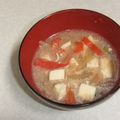 きらり流れ星's cooksnap of when they made 千切りジャガ芋とカラーピーマンのお味噌汁.