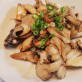 パンダ８２３'s cooksnap of when they made 5分でお箸が止まらない！舞茸バター炒め♡.