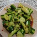 やまグッチャン's cooksnap of when they made 豆板醤でピリ辛たたききゅうり.