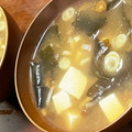 ナス系's cooksnap of when they made 豆腐となめことわかめと長ネギの味噌汁。.