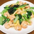 vabochan's cooksnap of when they made 彩り鮮やか♪小松菜とエビの卵炒め.