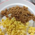 ミンミン310's cooksnap of when they made 簡単！2色のそぼろ丼.