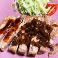しろくま74☆'s cooksnap of when they made 元ステーキ職人直伝豚肉の焼き方完全版.