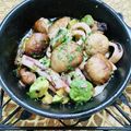 ボブナナ's cooksnap of when they made 蛸とアボカドとマッシュルームのアヒージョ.