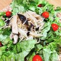 Emihann's cooksnap of when they made 色々キノコのガーリックソテー・サラダ風？.